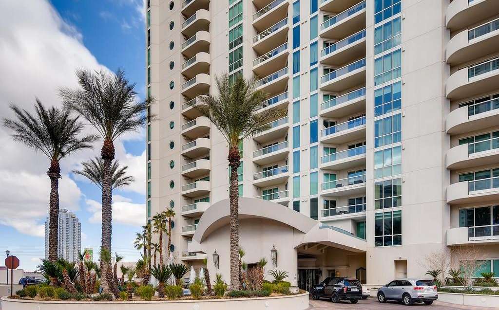 2777 Paradise Road #1706, Las Vegas, NV 89109 at Turnberry ...