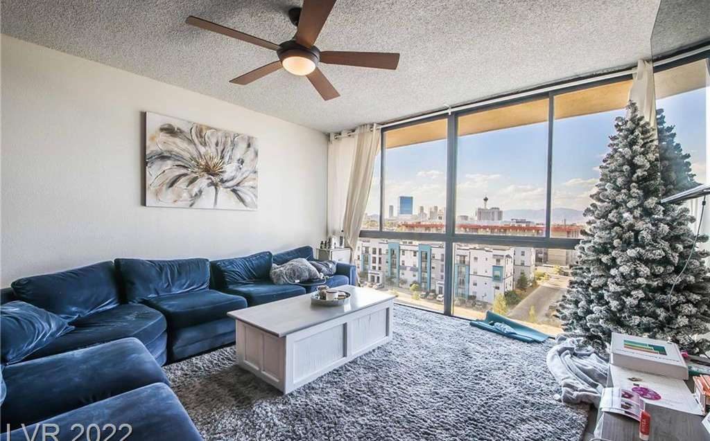 3930 University Center Drive 905, Las Vegas, NV 89119 at Wimbledon