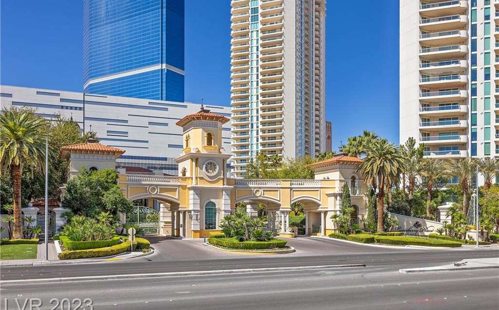 2877 Paradise Road #304, Las Vegas, NV 89109 at Turnberry Place