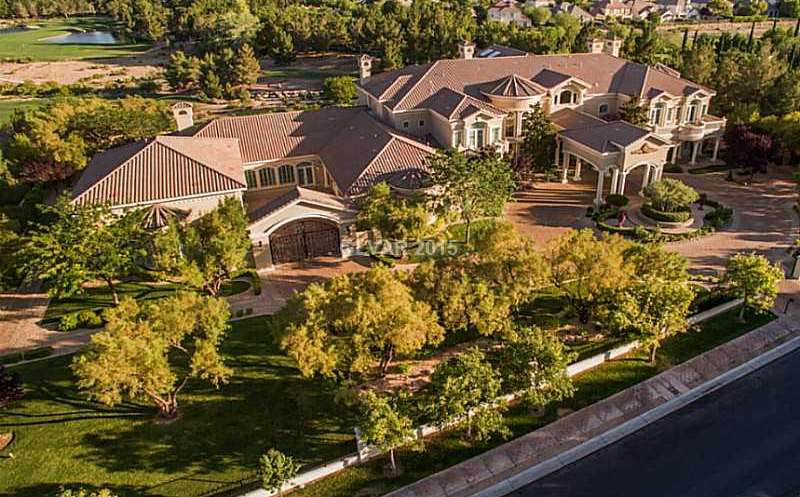9511 Kings Gate Court, Las Vegas, NV 89145 in Queensridge in Las Vegas