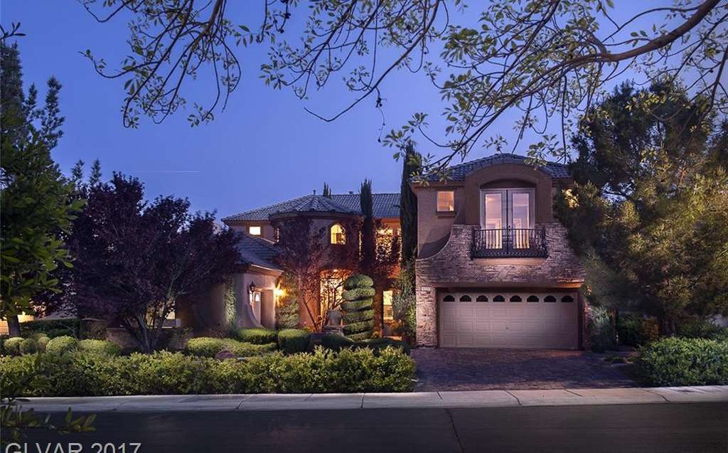 9333 Queen Charlotte Drive, Las Vegas, NV 89145 in Queensridge in Las Vegas