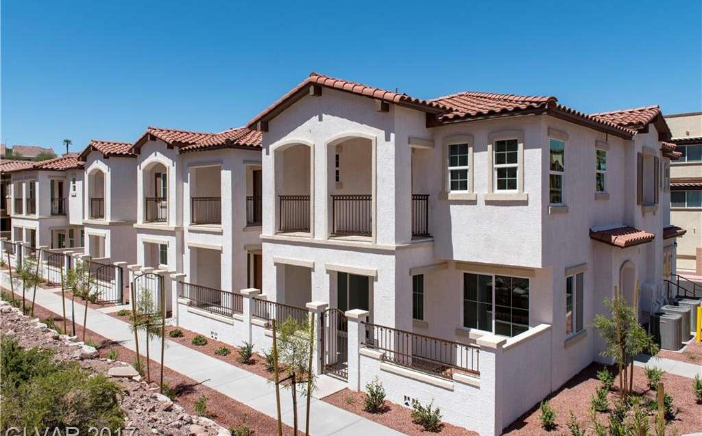 1525 Spiced Wine Avenue 15102, Henderson, NV 89074 in Henderson