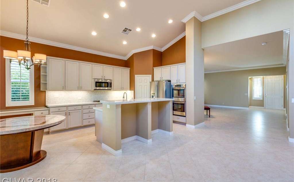 9712 Foxtrap Avenue, Las Vegas, NV 89145 in Queensridge in Las Vegas