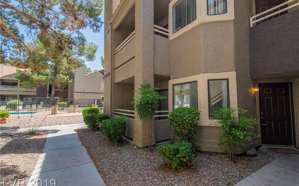 5044 South Rainbow Boulevard 101, Las Vegas, NV 89118 in Las Vegas