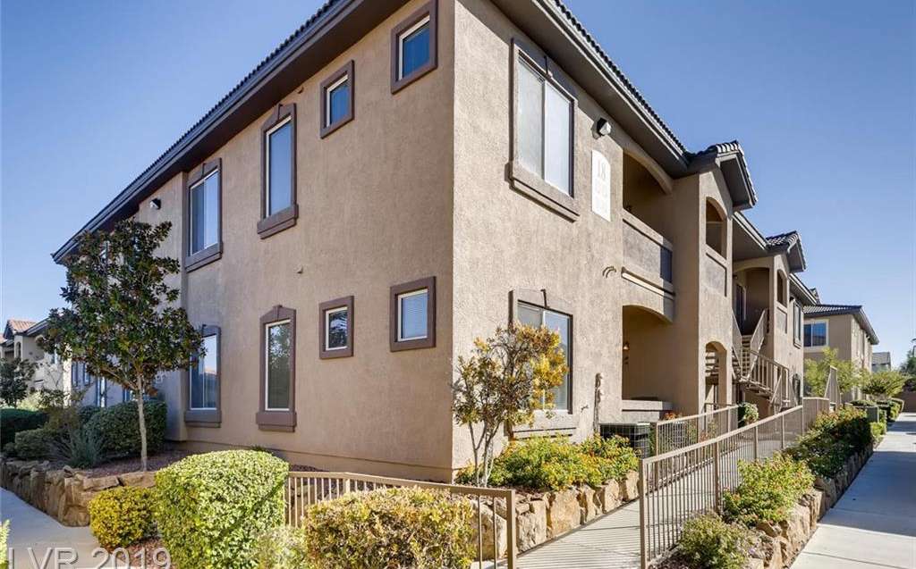 2305 Horizon Ridge 1813, Henderson, NV 89052 in Henderson