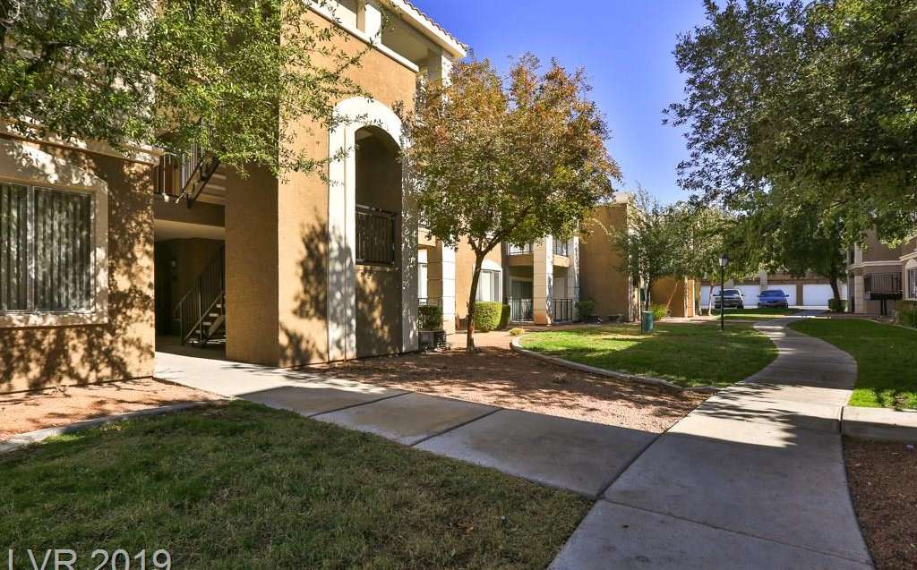 2900 Sunridge Heights Parkway 1715, Henderson, NV 89052 in Henderson