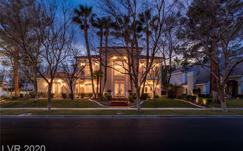 9201 Golden Eagle Drive, Las Vegas, NV 89134 in Eagle Hills in The Hills