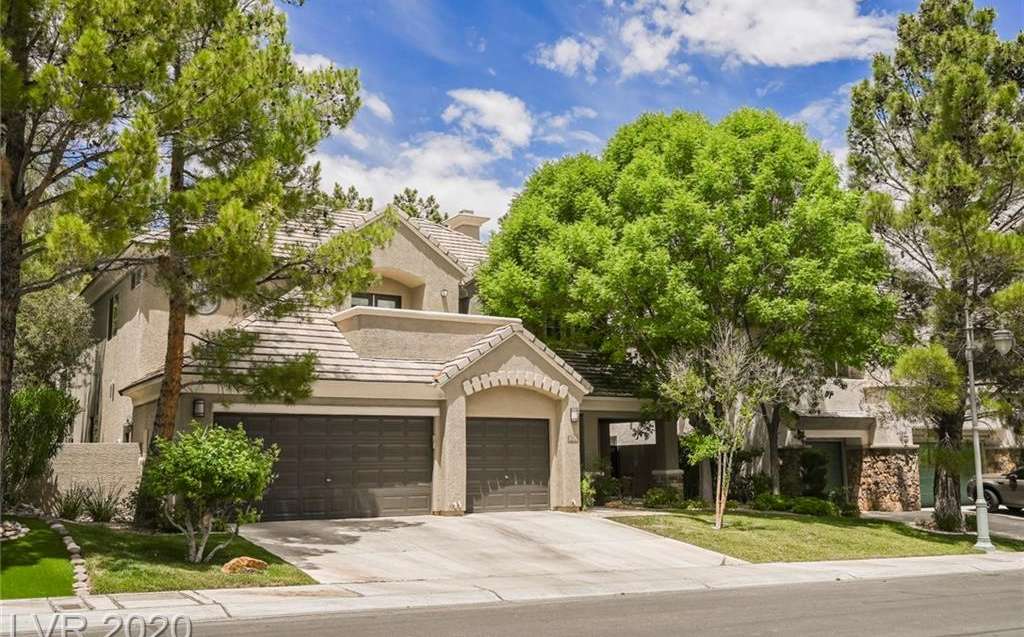 9716 Royal Lamb Drive, Las Vegas, NV 89145 in Queensridge in Las Vegas