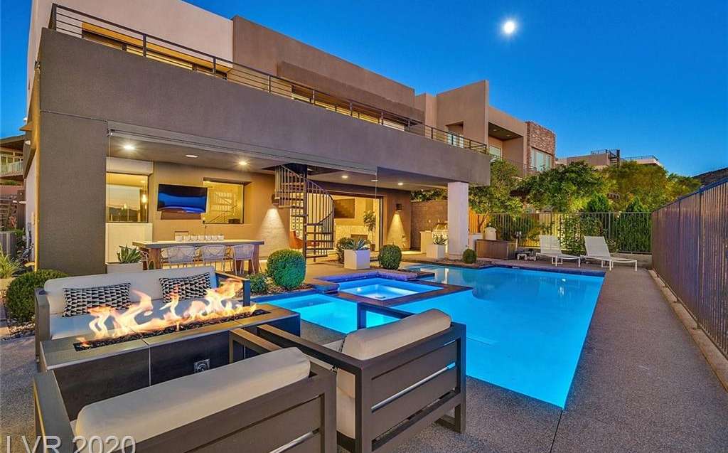 853 Vegas View Drive, Henderson, NV 89052 in Sky Terrace in Henderson