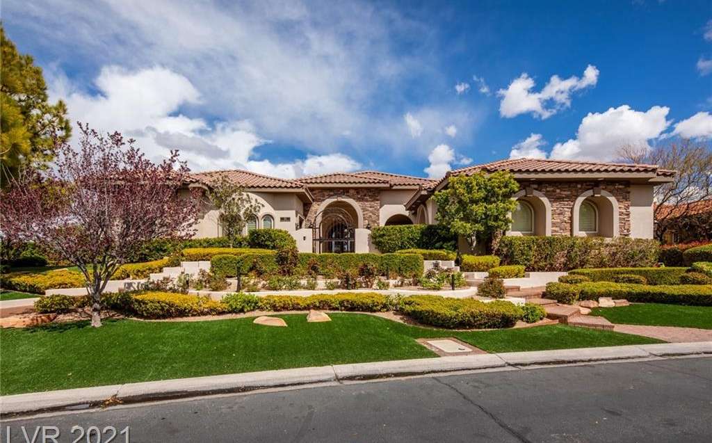 22 Highland Creek Drive, Henderson, NV 89052 in Anthem Country Club in