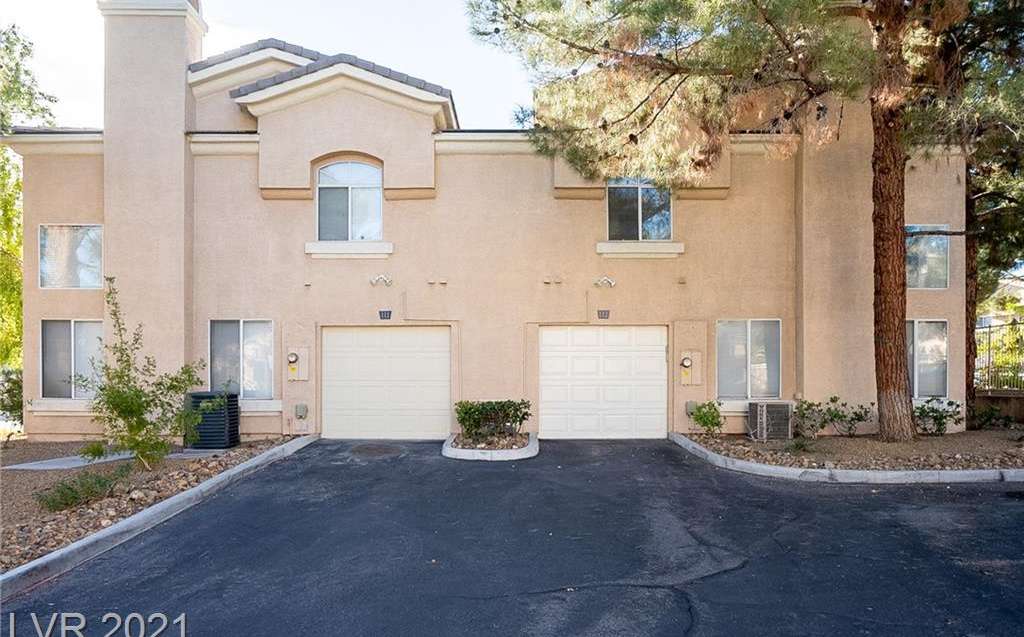3950 South Sandhill Road #112, Las Vegas, NV 89121 in Las Vegas