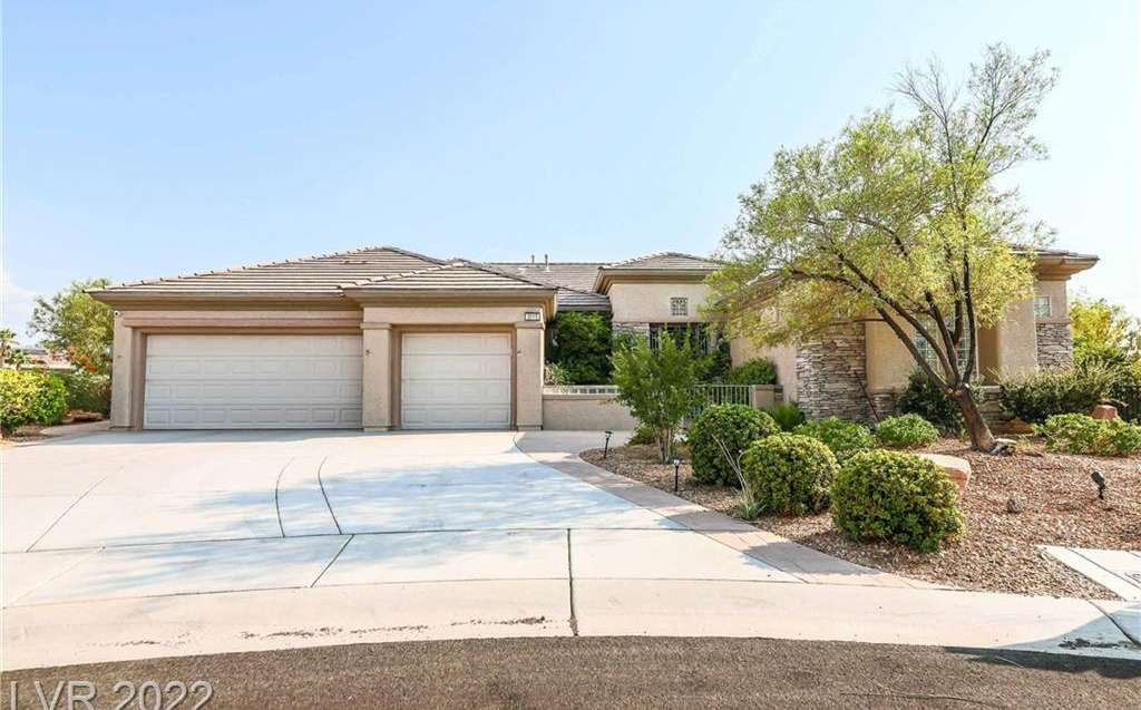 3015 Stratmoor Hills Avenue, Henderson, NV 89052 in Henderson