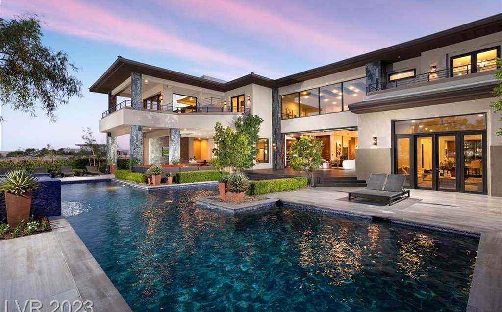 6 Bright Hollow Court, Las Vegas, NV 89135 in The Ridges in Summerlin