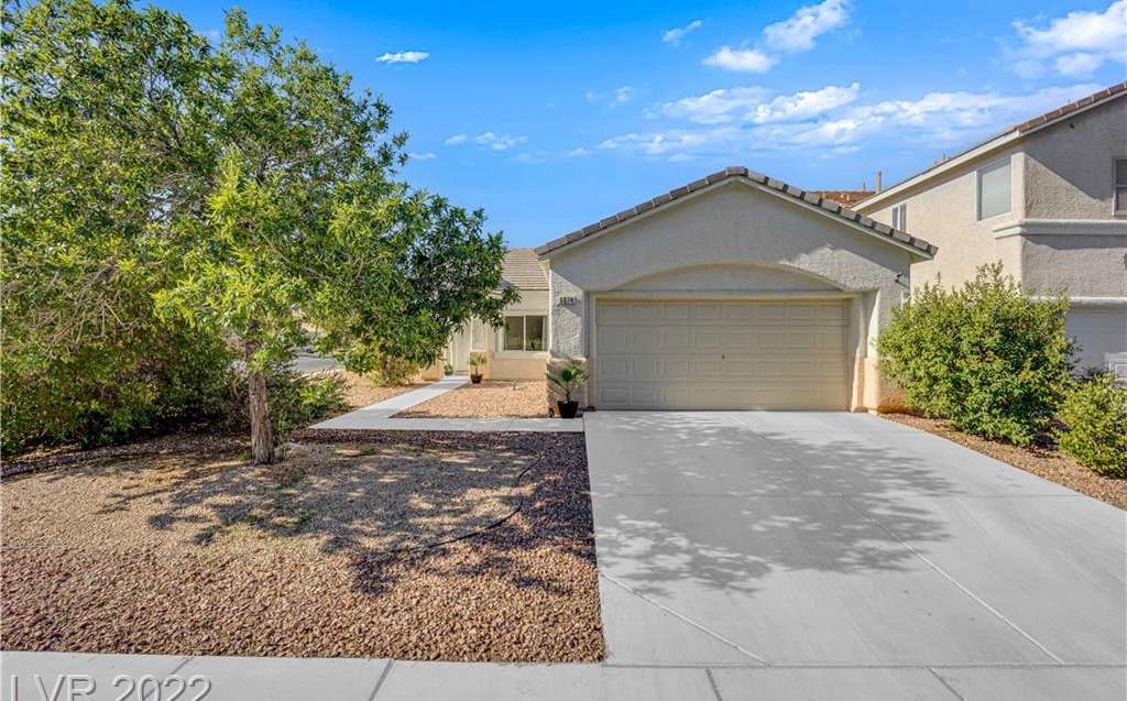 6074 Highland Gardens Drive, North Las Vegas, NV 89031 in North Las Vegas