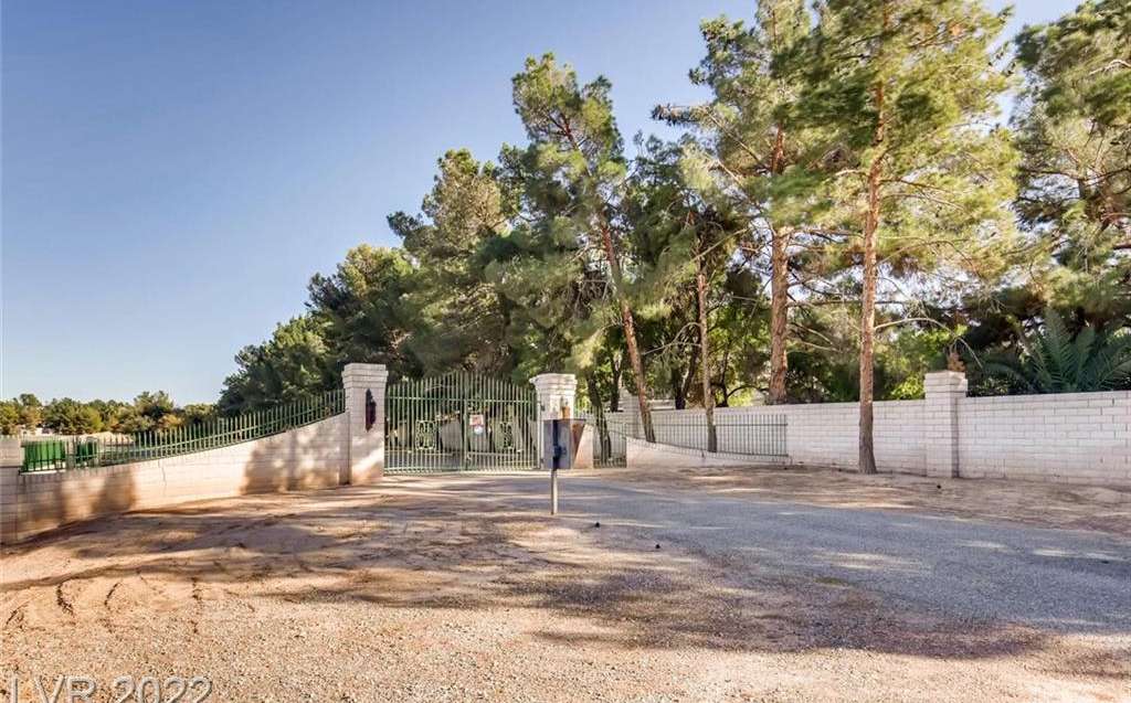 7080 South Pecos Road, Las Vegas, NV 89120 in Quail Ridge Estates in Henderson