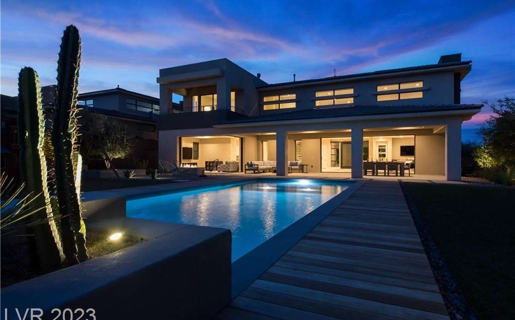 27 Cranberry Cove Court, Las Vegas, NV 89135 in The Ridges in Summerlin