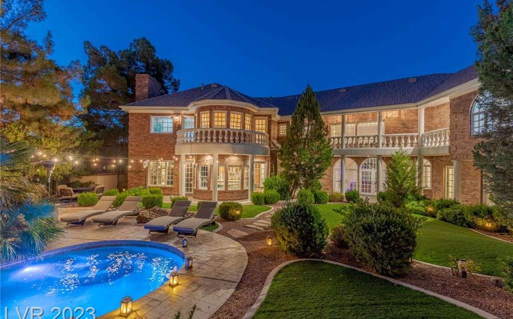 1 Dovetail Circle, Henderson, NV 89014 in Quail Ridge Estates in Henderson