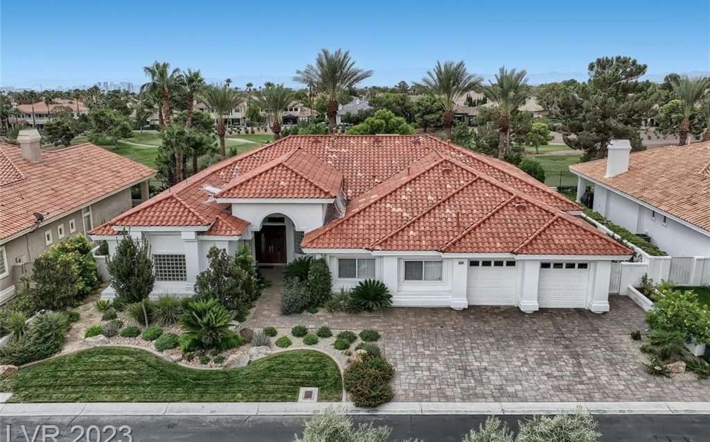 2016 Gray Eagle Way, Las Vegas, NV 89117 in Canyon Gate in Las Vegas