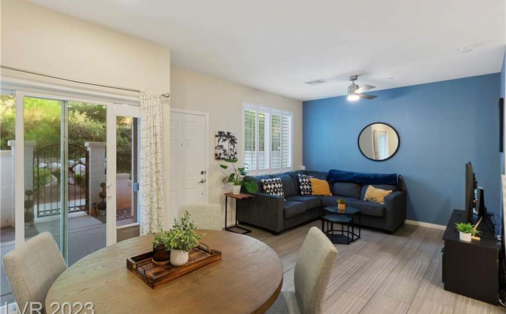 1525 Spiced Wine Avenue 16104, Henderson, NV 89074 in Henderson