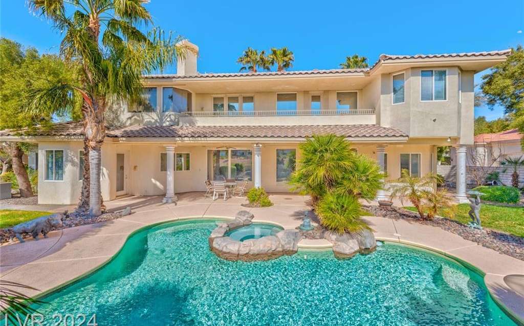 2033 Troon Drive, Henderson, NV 89074 in Legacy Country Club in Henderson