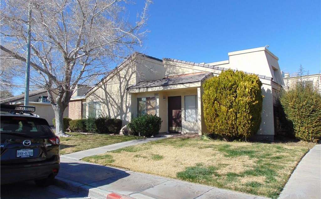 1404 Santa Anita Drive D, Las Vegas, NV 89119 in Las Vegas