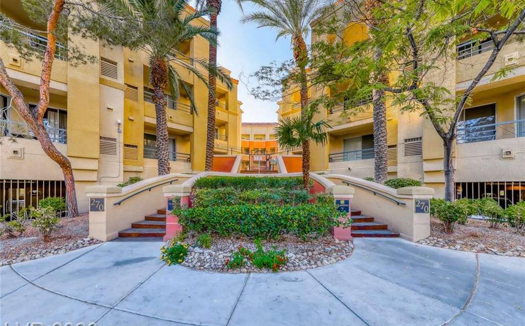 270 East Flamingo Road #126, Las Vegas, NV 89169 in Las Vegas